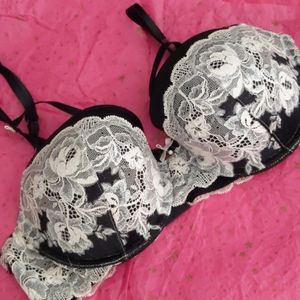 Dream Angels Luxe Embroidered Pushup Bra